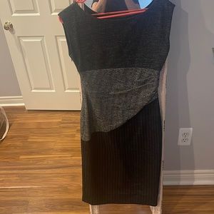 Diane Avon Furstenberg gray sheath dress size 2